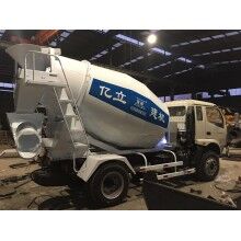 廠家大量供應3m3混凝土罐車，攪拌罐車，量大從優